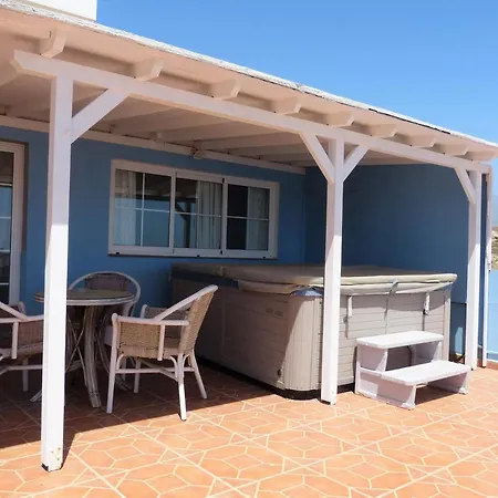 Suncanarias Happy Playa Holiday home *
